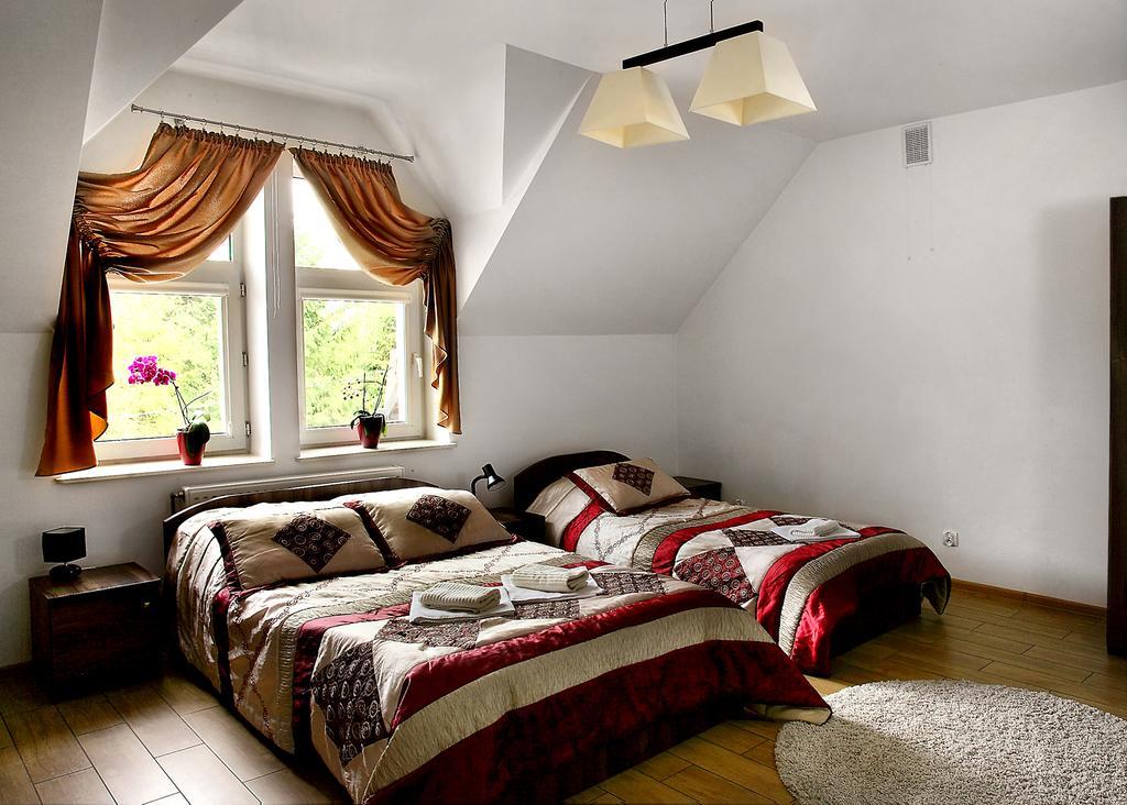 Wodnik Bed & Breakfast Krosno Ngoại thất bức ảnh